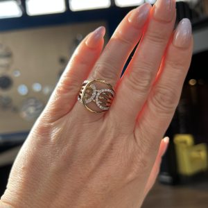 Fashion diamond and high polished white gold multi-row wide ring